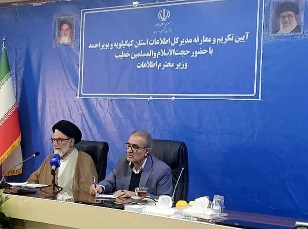 دشمن تلاش می‌کند مقام معظم رهبری را هدف قرار دهد