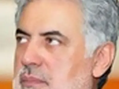 از تمامی سرمایه‌گذاران با اختصاص زمین و ارائه تسهیلات بانکی حمایت می‌کنیم