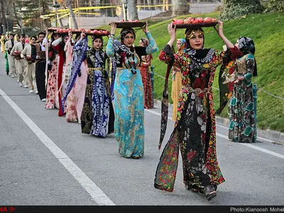اولین و بزرگترین جشنواره آیینی شکرگزاری انار در تهران