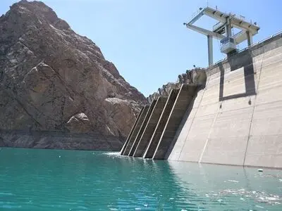 حدود ۸۶ درصد سدهای استان خالی است/  افزایش ریزگردها و تشدید مشکلات زیست‌محیطی به دلیل خشکسالی
