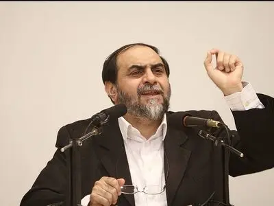 دانش‌آموزان ما عقده غرب رفتن و غربی پوشیدن را دارند/ فارغ‌التحصیلان از کارگران روزمرد ناکارآمد‌تر هستند