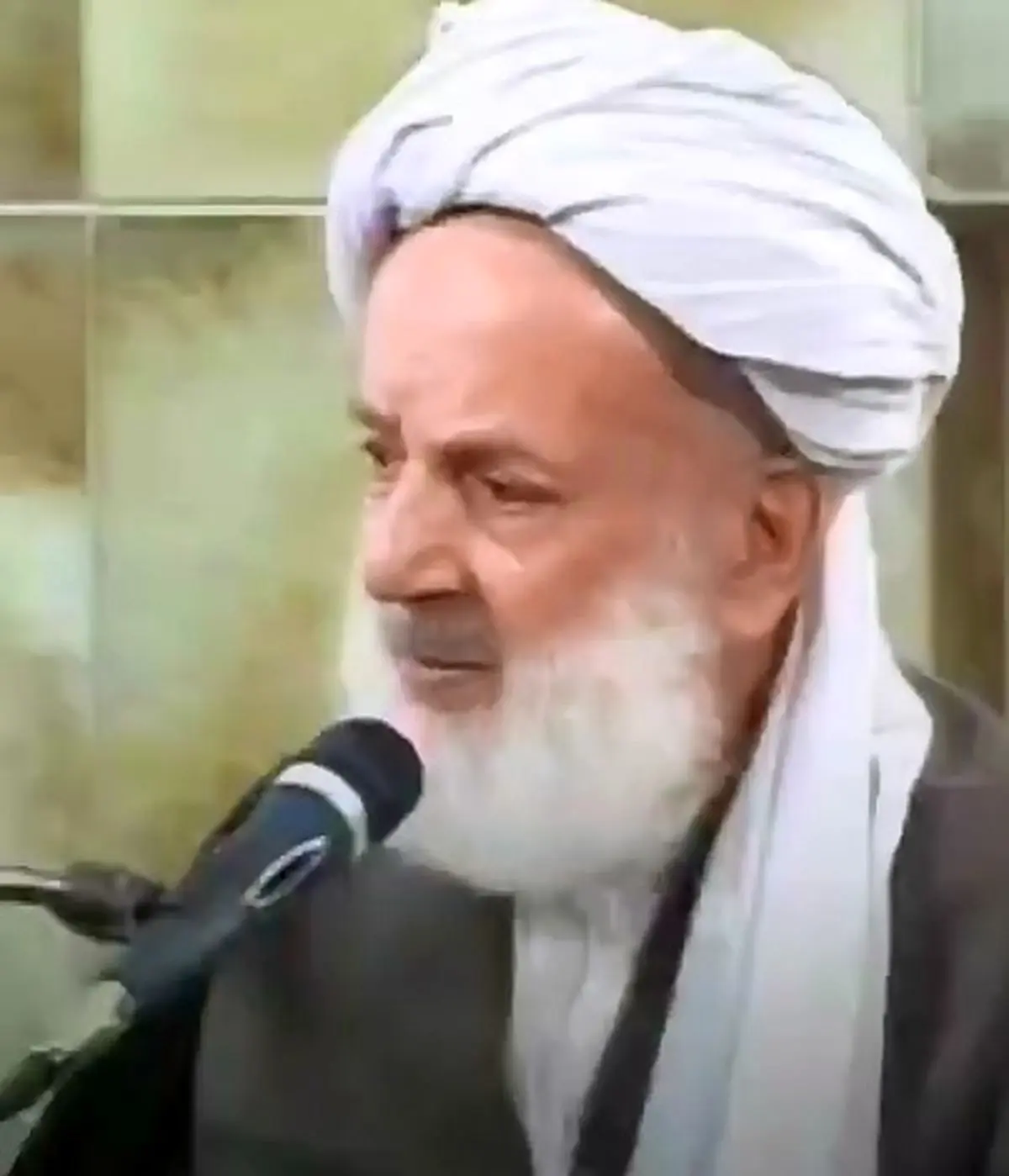 در قیامت خیلی از ثروتمندان می‌گویند کاش خدا به ما ثروت نمی‌داد! + فیلم