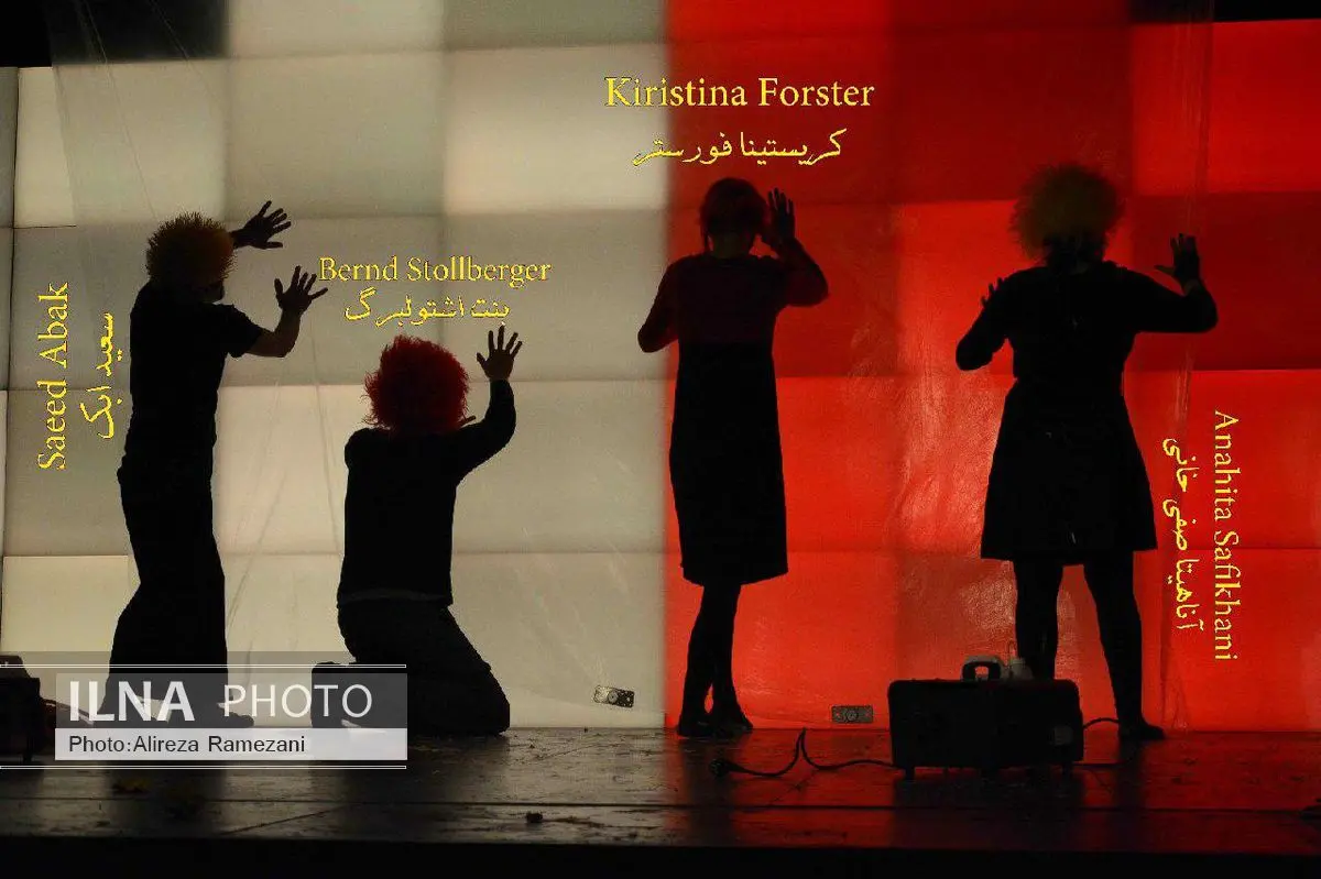 ایران و آلمان نمایش «مرز» را روی صحنه می‌برند