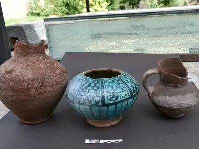 کشف ۴ کوزه ایلخانی در شهرستان بجنورد