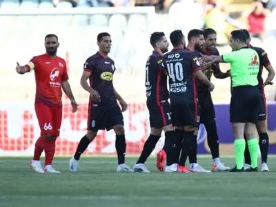 ویدیو: خلاصه بازی تراکتور صفر- پرسپولیس صفر(توقف بازی)