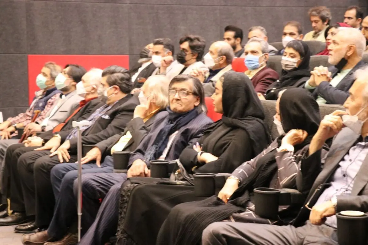 بزرگداشت رضا رویگری؛ هنرمندی از جنس «سینما» و «موسیقی»/ سالار عقیلی برای رضا رویگری نغمه سر داد