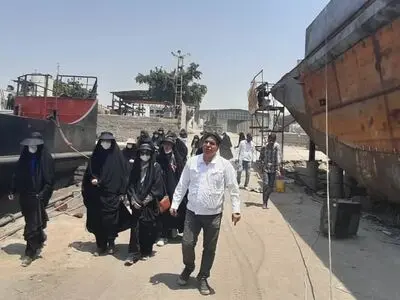 بازدید دانشجویان از ۱۰ واحد صنعتی غرب بندرعباس در قالب برنامه روایت پیشرفت