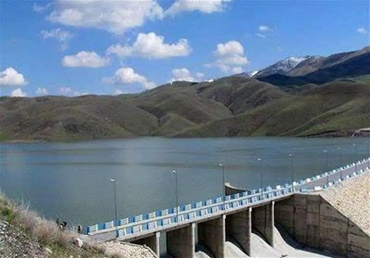 ۴۲ درصد از حجم مخازن سدهای استان پر است