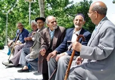 چرا مالیات بر ارزش افزوده را خرج کارگران و بازنشستگان نمی‌کنید؟ 