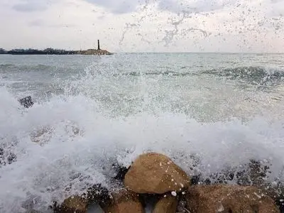 ممنوعیت فعالیت‌های دریایی خزر تا پایان روز شنبه 8 فروردین ماه