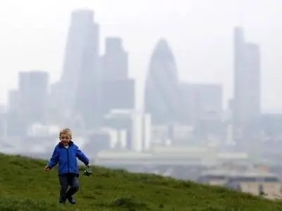 میلیون‌ها کودک بریتانیایی در معرض آلودگی خطرناک قرار دارند