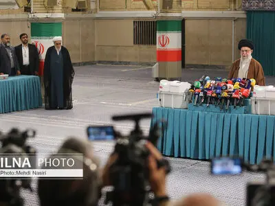ویدئو/ حضور رهبر انقلاب در دور دوم انتخابات مجلس شورای اسلامی 