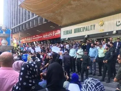 واکنش شهرداری‌تهران به بازداشت معترضان به سگ‌کشی/ پیگیر آزادی بازداشتی‌ها هستیم