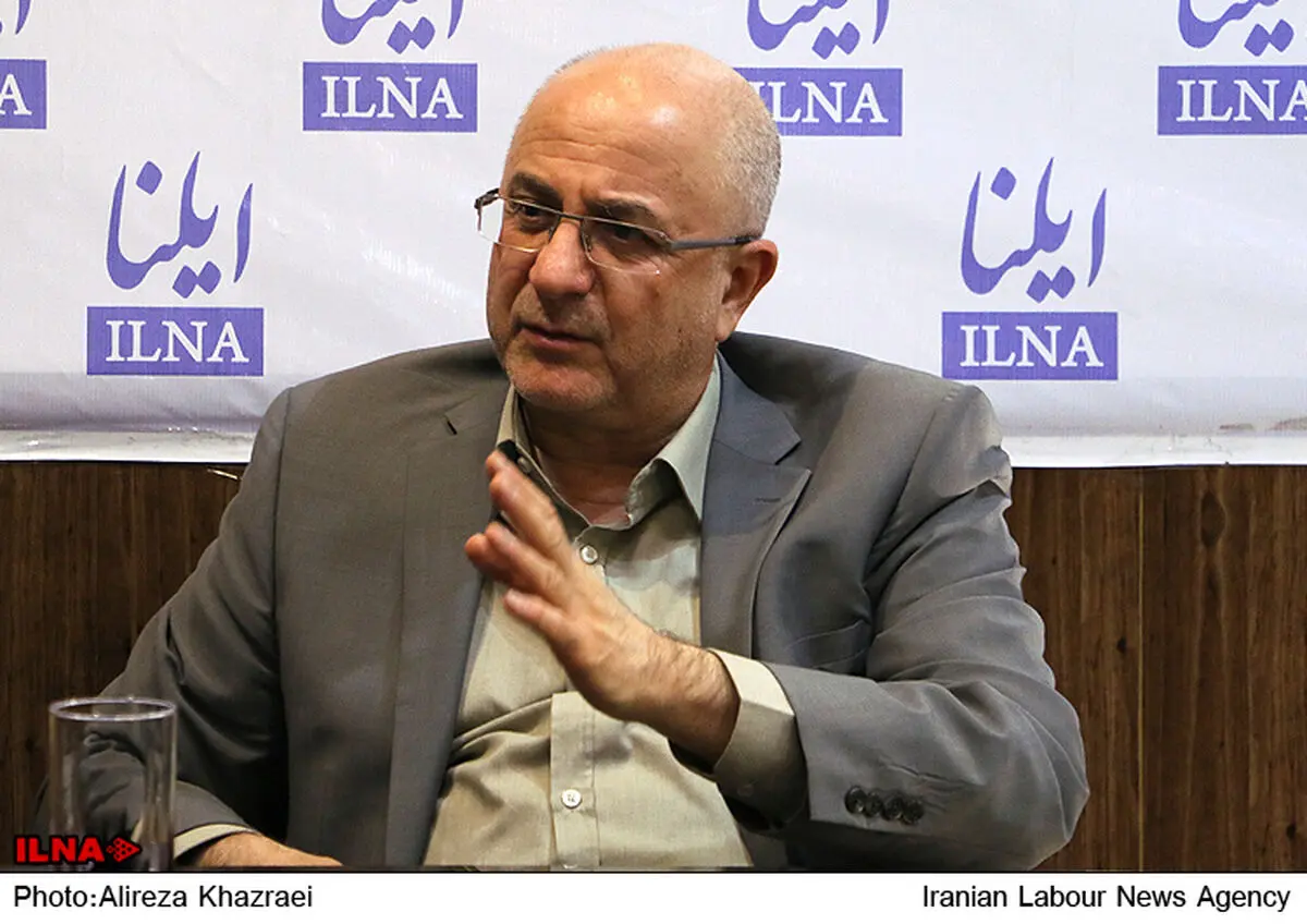 علی مرادخانی بازنشستگی‌اش را قویا تکذیب کرد/گفتمان ضرب اصول قصد تخریب دولت را ندارد
