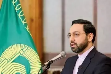 آستان قدس هرچه در توان دارد برای رونق سرمایه گذاری به کار می‌گیرد