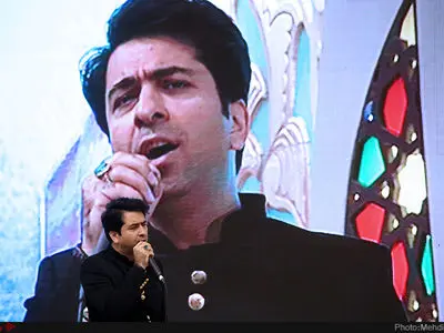 سوگواری محمد معتمدی در سوگ رهبر شهید+فیلم