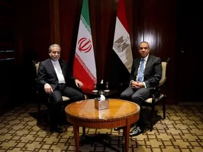 دیدار عراقچی با وزیر امور خارجه مصر 