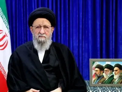 ملت ایران و نظام جمهوری اسلامی ایران با مقاومت و ایستادگی در برابر همه مشکلات پایدار ماندند