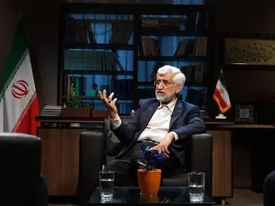 وزیر بهداشت باید متخصص نظام سلامت باشد نه صرفا یک پزشک/هزاران متقاضی تحصیل پزشکی فرصت است/۱۰ برابر دیگران هزینه کردیم یک دهم خدمات دادیم
