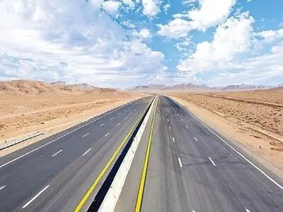 کاهش تصادفات محورهای مواصلاتی با آموزش های عمومی و توسعه زیرساخت های جاده ای در استان