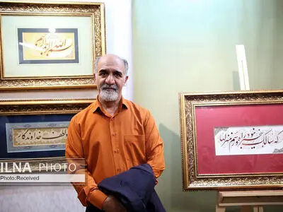 جای خوشنویسی و کتیبه‌ها در ماه محرم خالی است/ انجمن خوشنویسان از خلق کتیبه‌های عاشورایی استقبال می‌کند