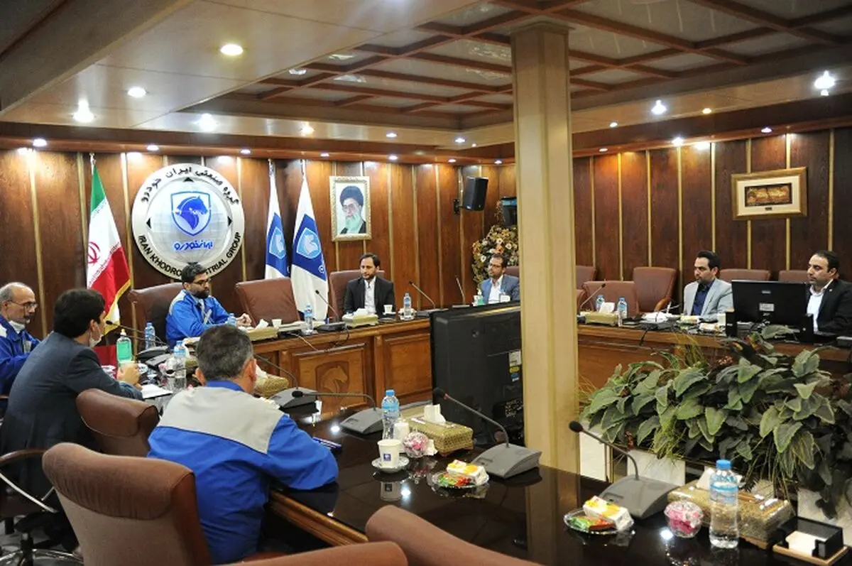 حرکت جهادی ایران خودرو در تولید اقلام بهداشتی قابل تقدیر است