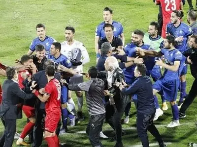 حسن زاده محمدی خبر داد: رسیدگی سریع و قاطعانه به تخلفات دو بازی جنجالی با دستور رییس فدراسیون
