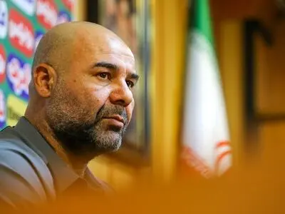 کنایه بختیاری زاده به رضاییان: پول را بیشتر از هواداران دوست داشت