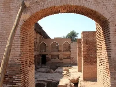 آثار معماری چهار دوره در کاوش‌های دولتخانه صفوی قزوین یافت شد