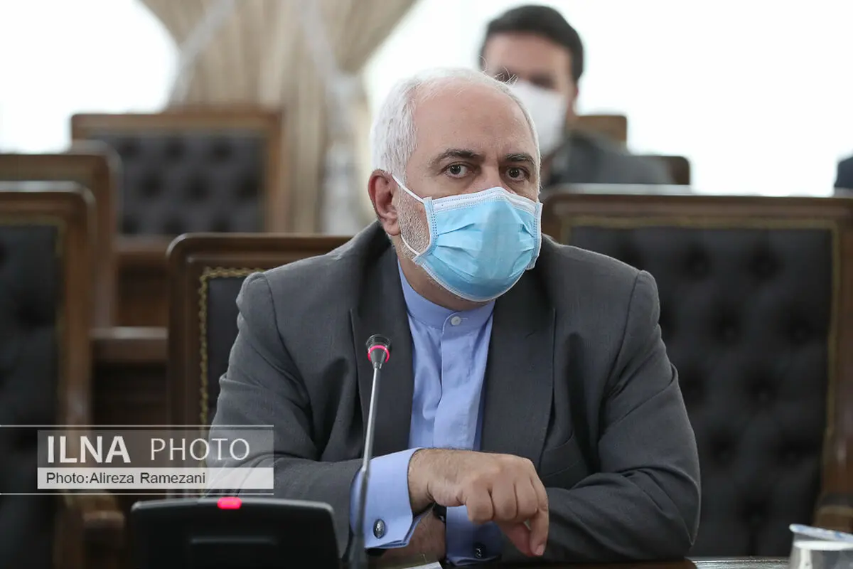 ظریف: تصریحات ماکرون حول حریة التعبیر مقززة 