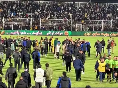 درگیری لفظی ساپینتو و رحمتی پس از تساوی جنجالی خیبر و استقلال