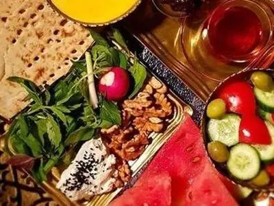 «صبحانه» مهم‌ترین وعده غذایی روز/ میان‌وعده‌های مغذی برای زنگ تفریح دانش‌آموزان

