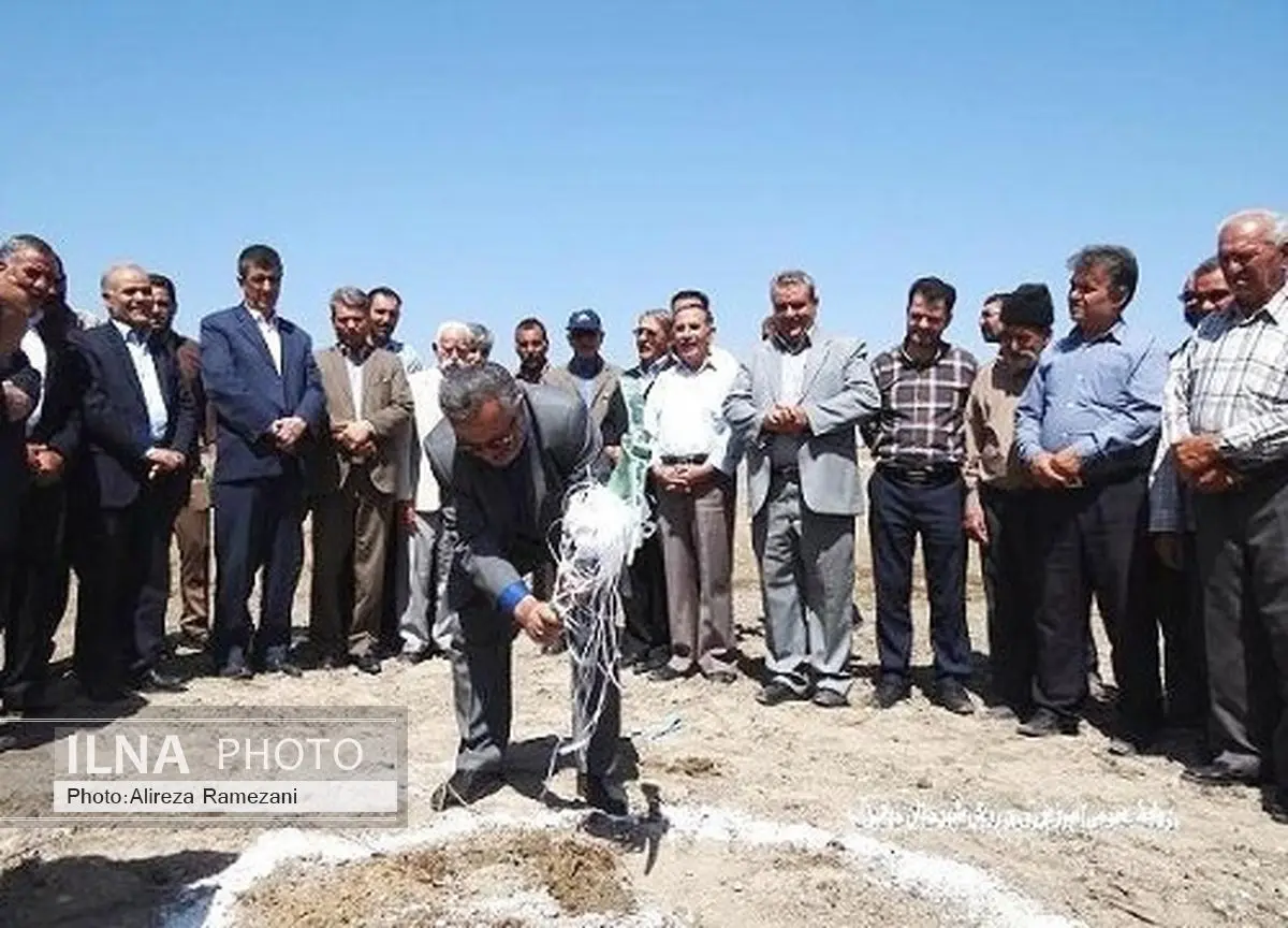 کلنگ احداث 5 مدرسه در شهرستان میاندوآب به زمین زده شد