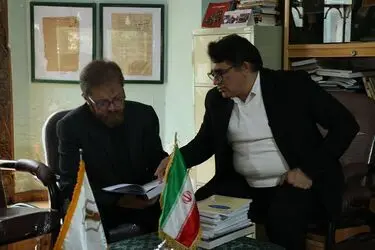 تفاهم‌نامه‌ همکاری میان اداره کل کتابخانه‌های عمومی استان اردبیل و بنیاد ایران‌شناسی استان اردبیل به امضا رسید