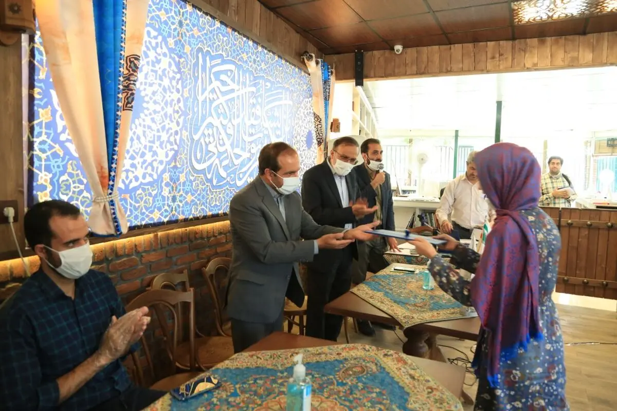 برگزیدگان مسابقات خاطره‌نویسی «من و کرونا» و کتابخوانی هشت بهشت تقدیر شدند