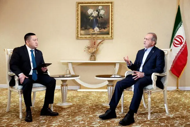 بزشکیان: تعزيز العلاقات بين إيران وكازاخستان يصب في مصلحة البلدين والمنطقة