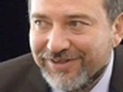 از دولت نتانیاهو خارج می‌شوم