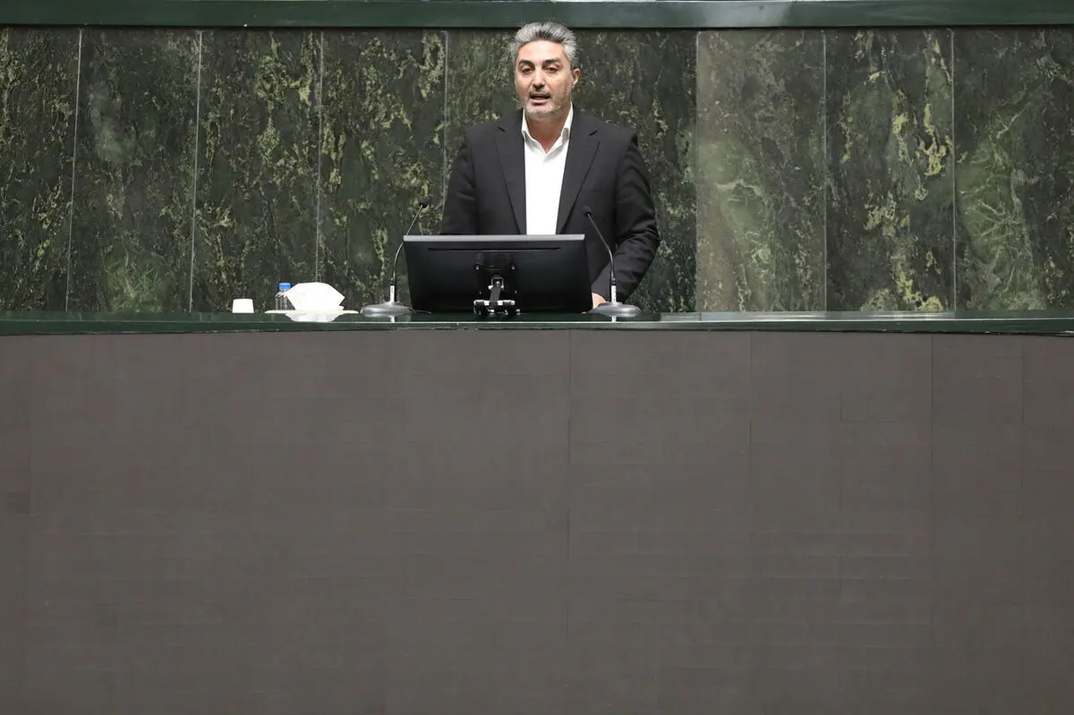 کارگران ساختمانی در سختی مضاعف قرار دارند