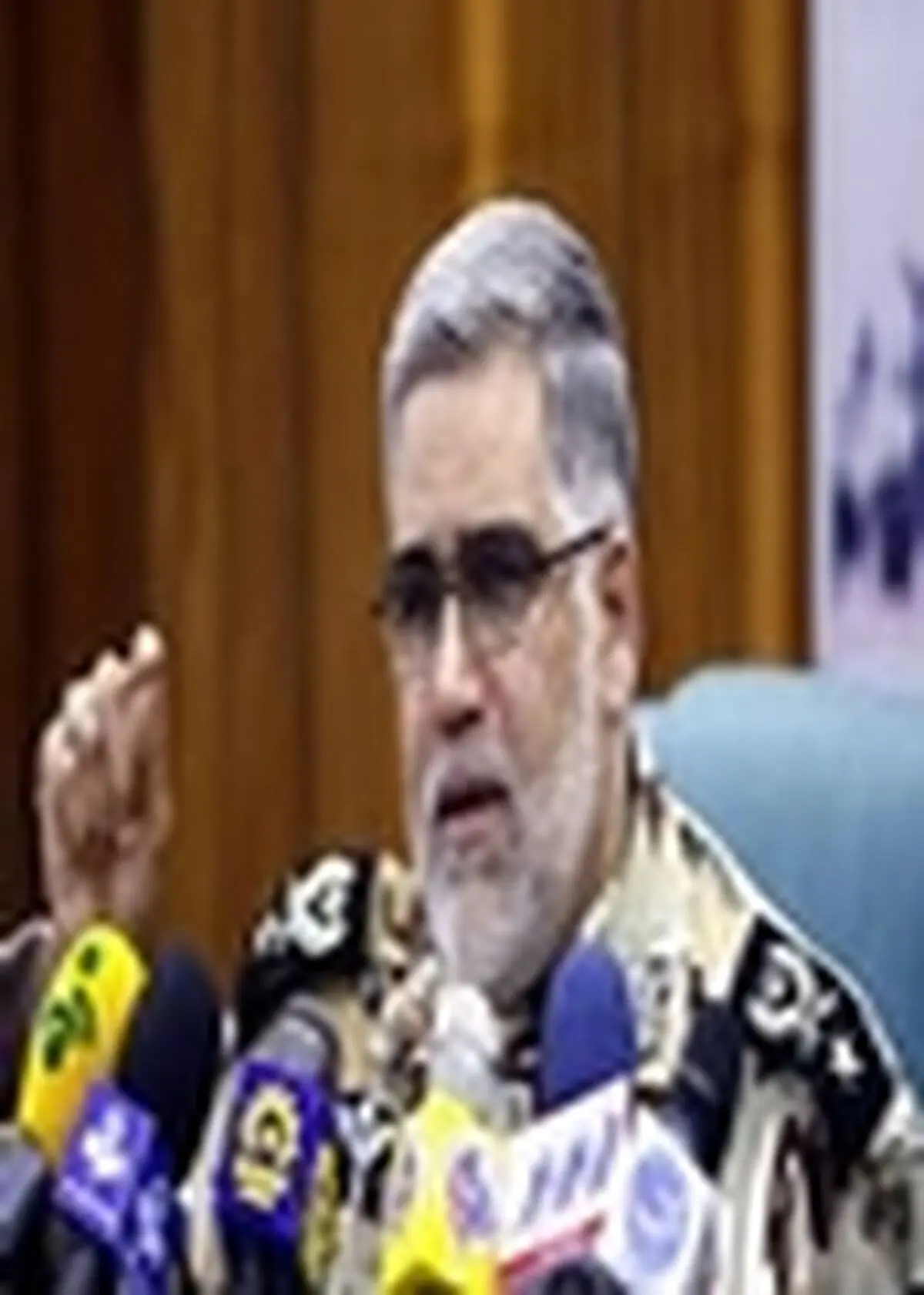 فرمانده نیروی زمینی و رئیس عقیدتی سیاسی ارتش، فردا به اصفهان سفر می‌کنند