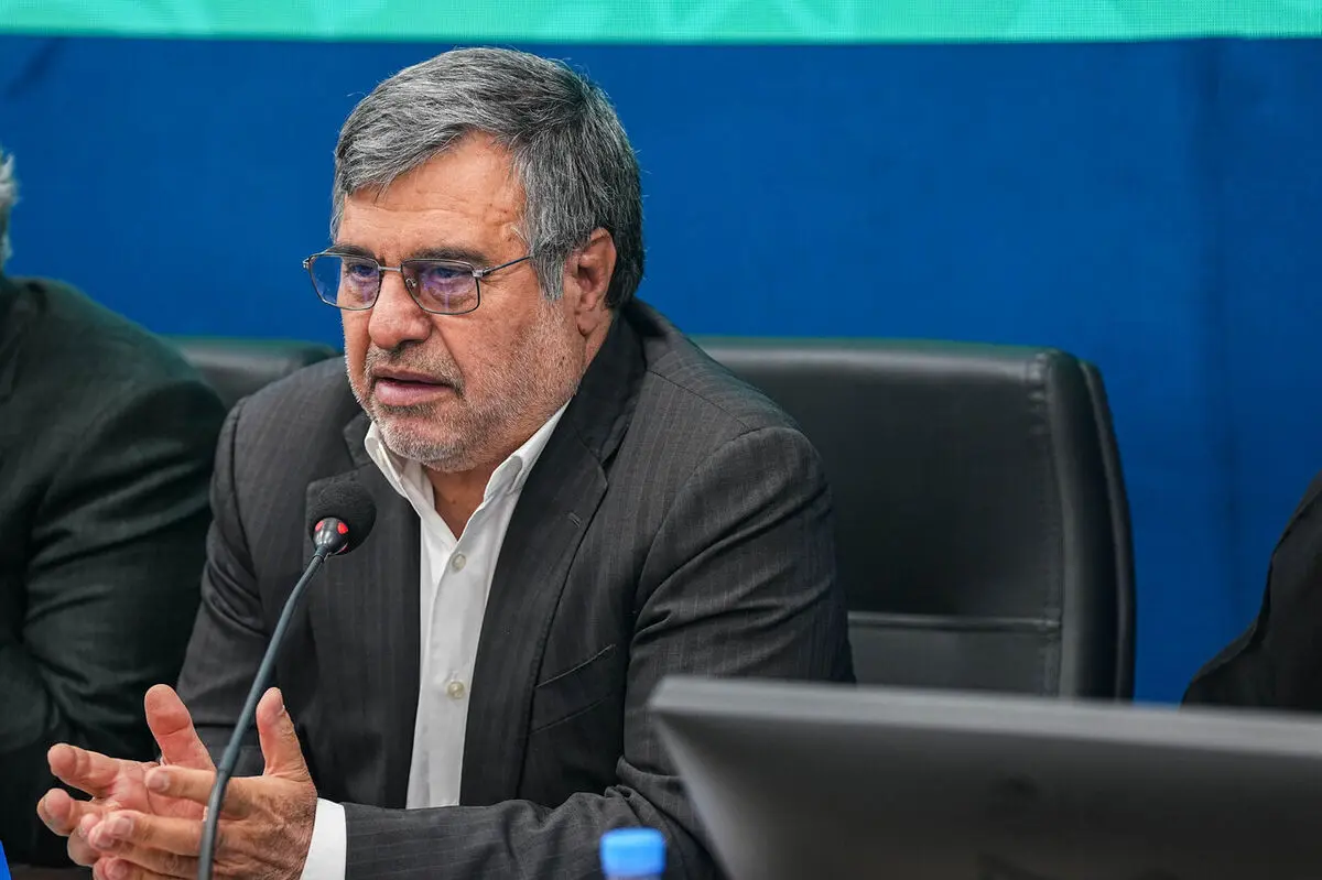 ضرورت جلوگیری از خام فروشی نفت و تقویت پالایشگاه‌ها