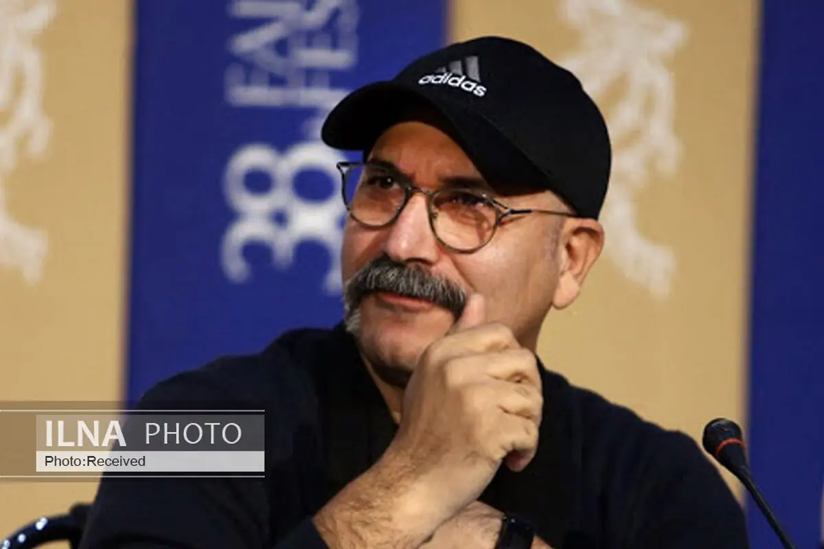 روایتی از قهرمانی «رادیو» در روزهای آغازین جنگ/ «آبادان یازده۶۰» در اکران ضرر نکرد/ انحصار VODها ظرفیت اکران آنلاین را به خطر می‌اندازد