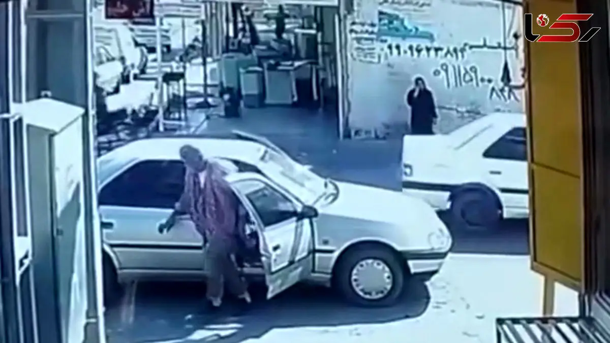 فیلم لحظه سرقت مسلحانه از طلافروشی در خیابان معلم رودان هرمزگان