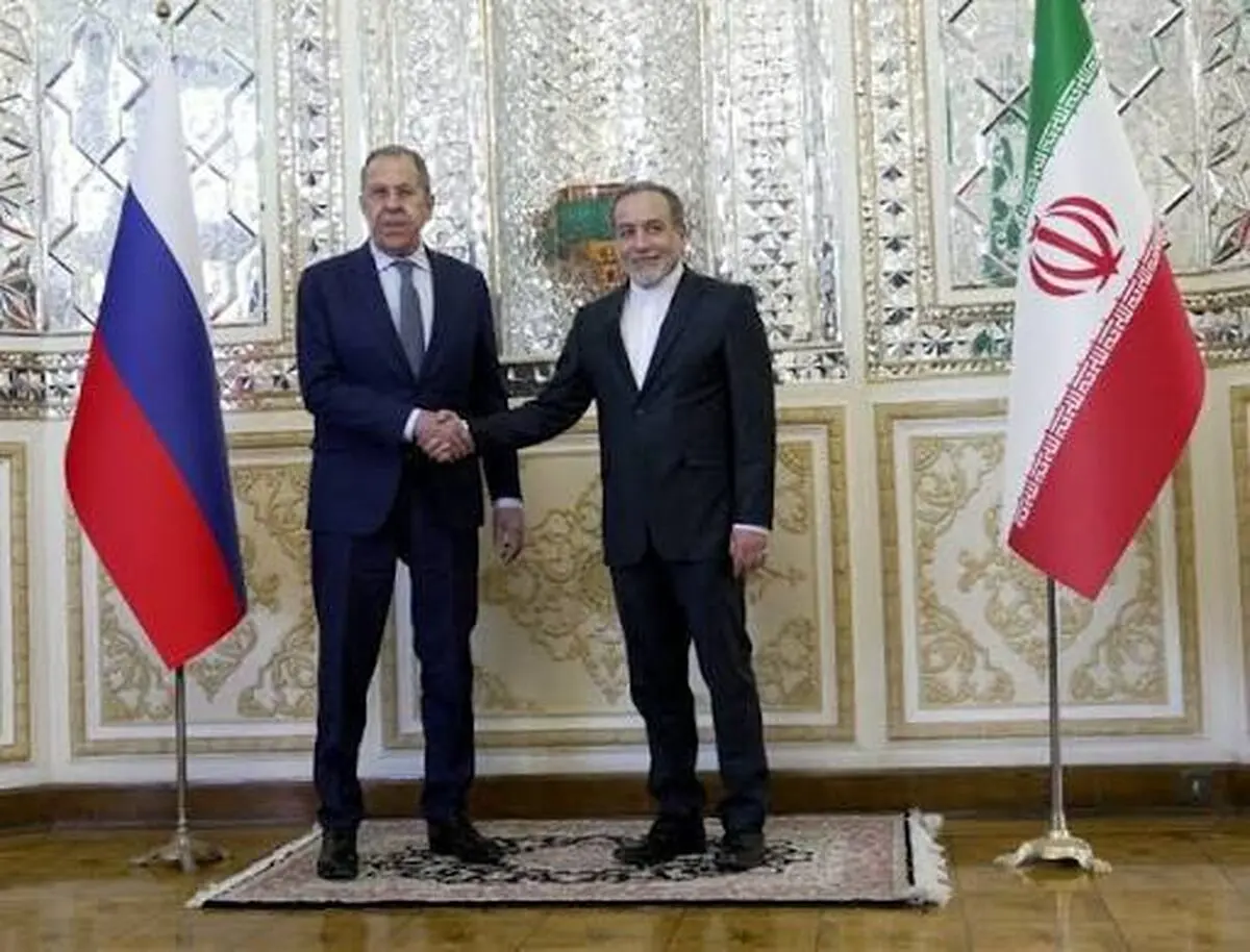 لاوروف برای دیدار با عراقچی به تهران سفر می‌کند