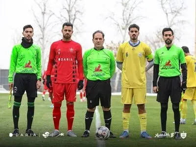 عالیشاه کاپیتانی را به مرتضی داد!