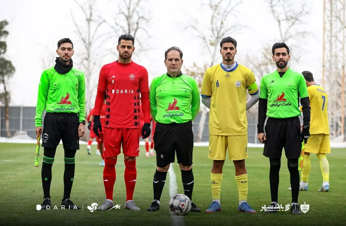 عالیشاه کاپیتانی را به مرتضی داد!