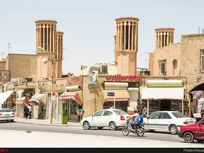 پلیس راهور کنترل و نظارت بیشتری بر تردد در بافت تاریخی داشته باشد