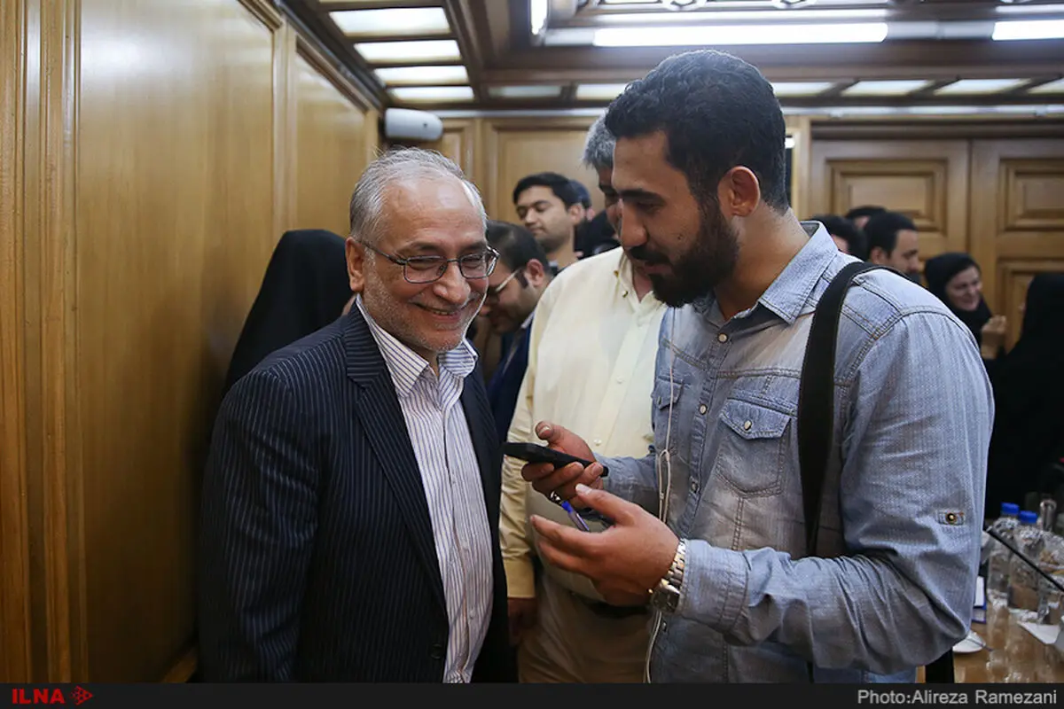 از کاندیداتوری شهرداری تهران انصراف ندادم