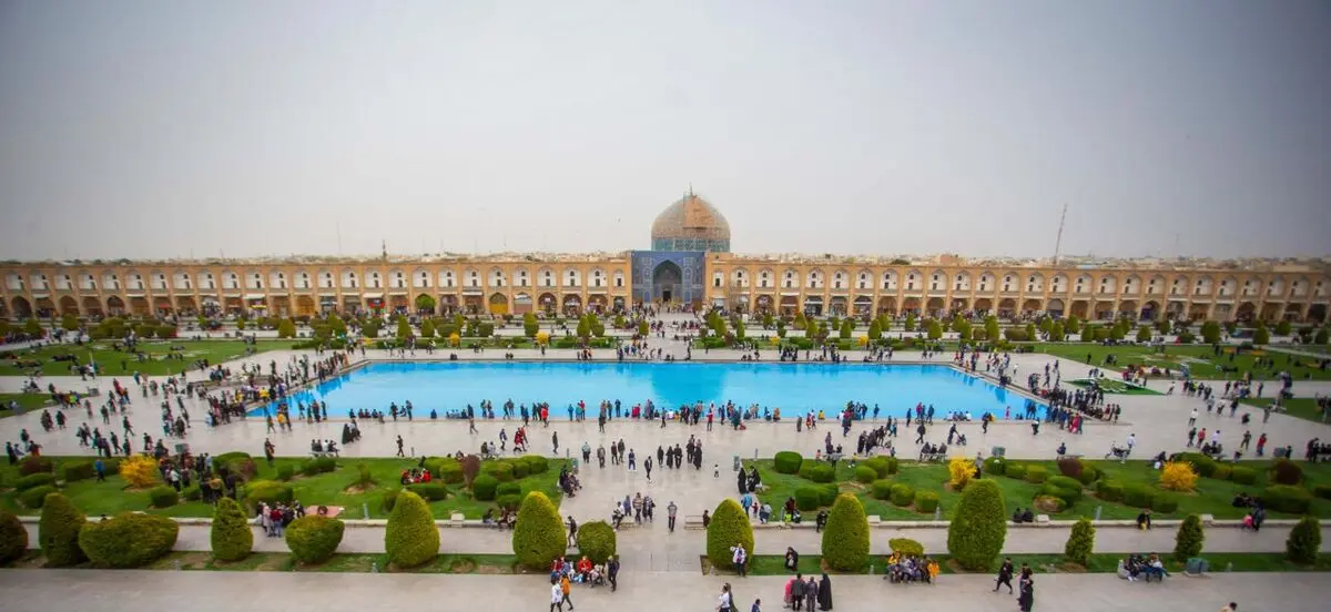 تکذیب شایعه اسکان آسیب‌دیدگان جنگ در چادرهای کمپینگ باغ فدک اصفهان