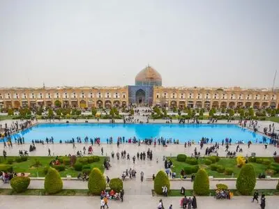 تکذیب شایعه اسکان آسیب‌دیدگان جنگ در چادرهای کمپینگ باغ فدک اصفهان