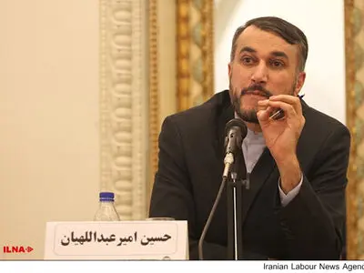 تامین واکسن کرونا را از اولویت‌های بالای وزارت خارجه است